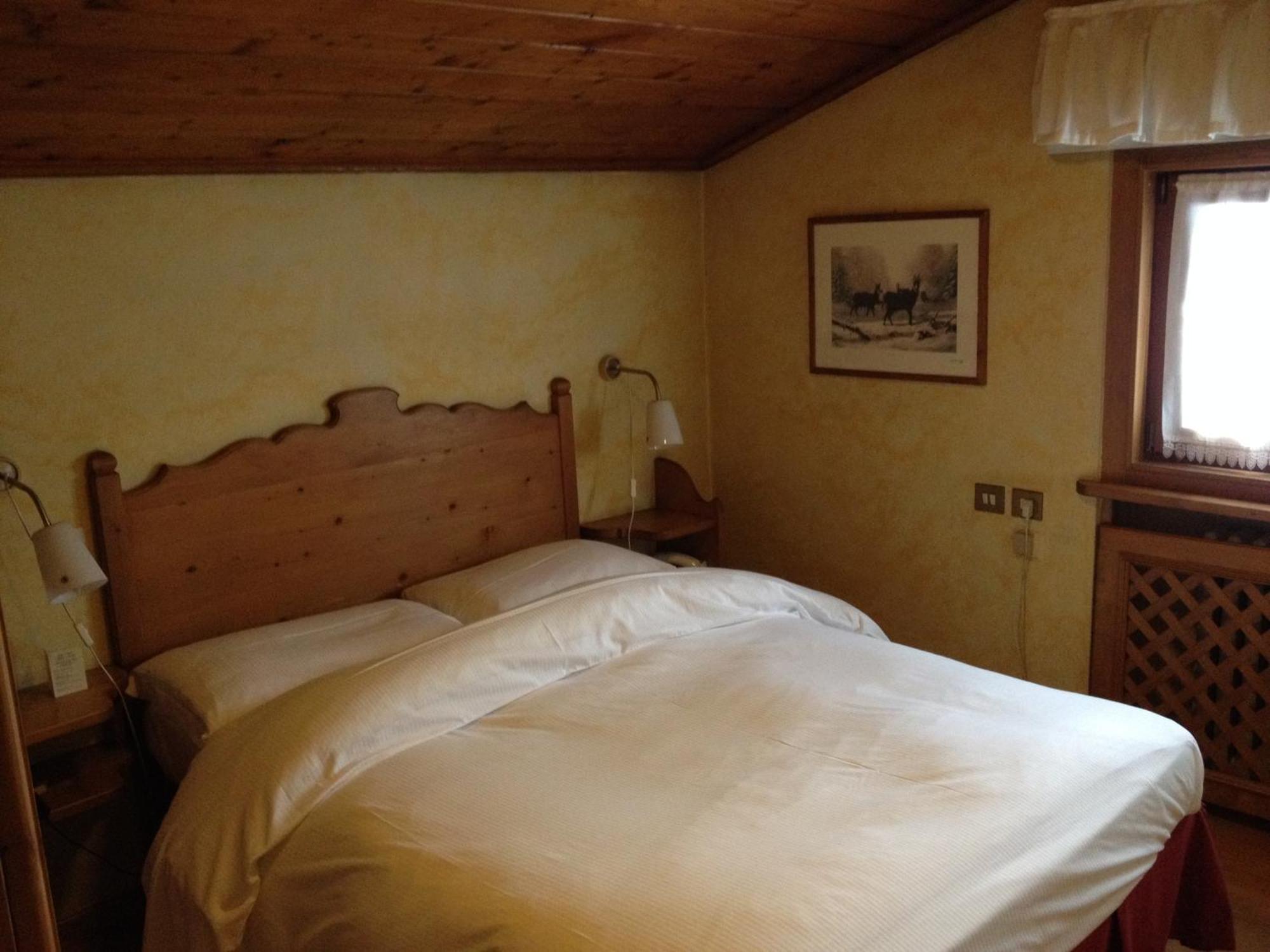 Meuble Villa Neve Cortina d'Ampezzo Bagian luar foto