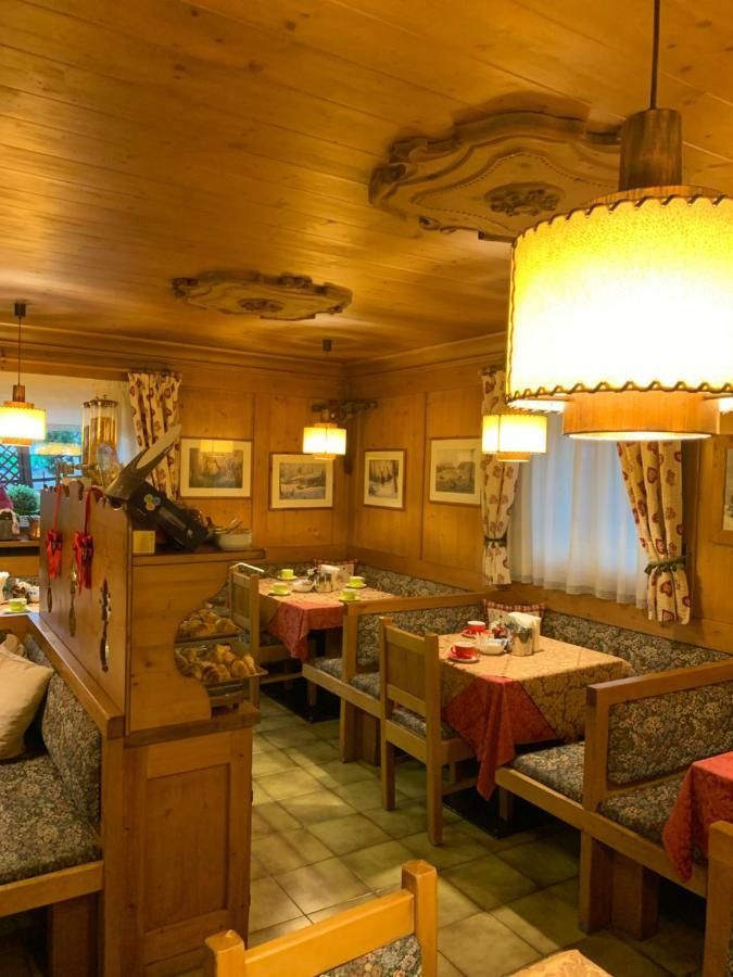 Meuble Villa Neve Cortina d'Ampezzo Bagian luar foto